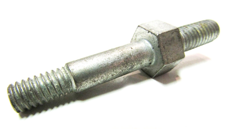 Saddlebag Stud