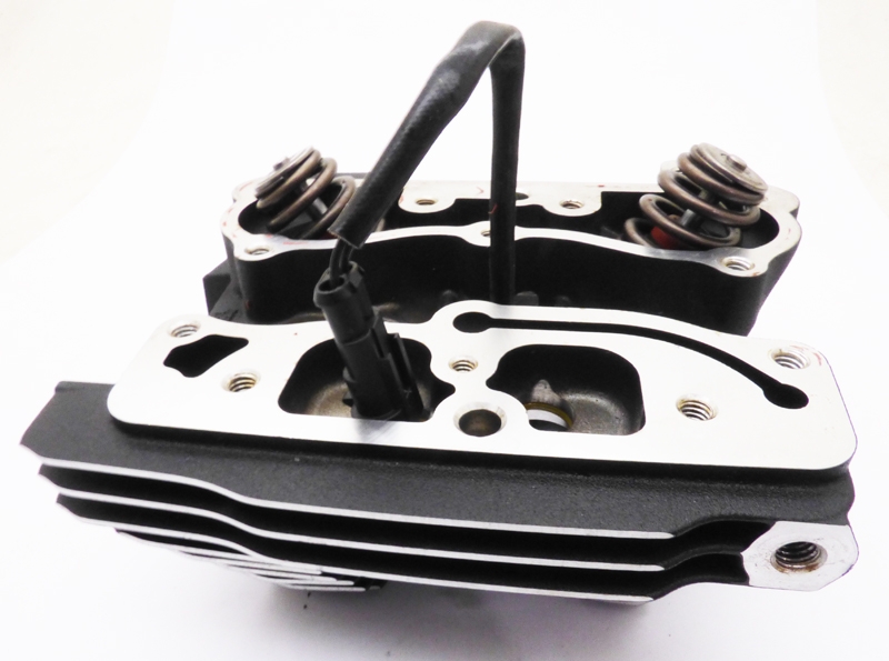 Cylinder Head Rear