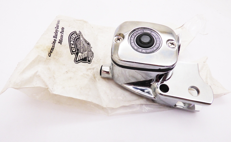 Clutch Master with Cover