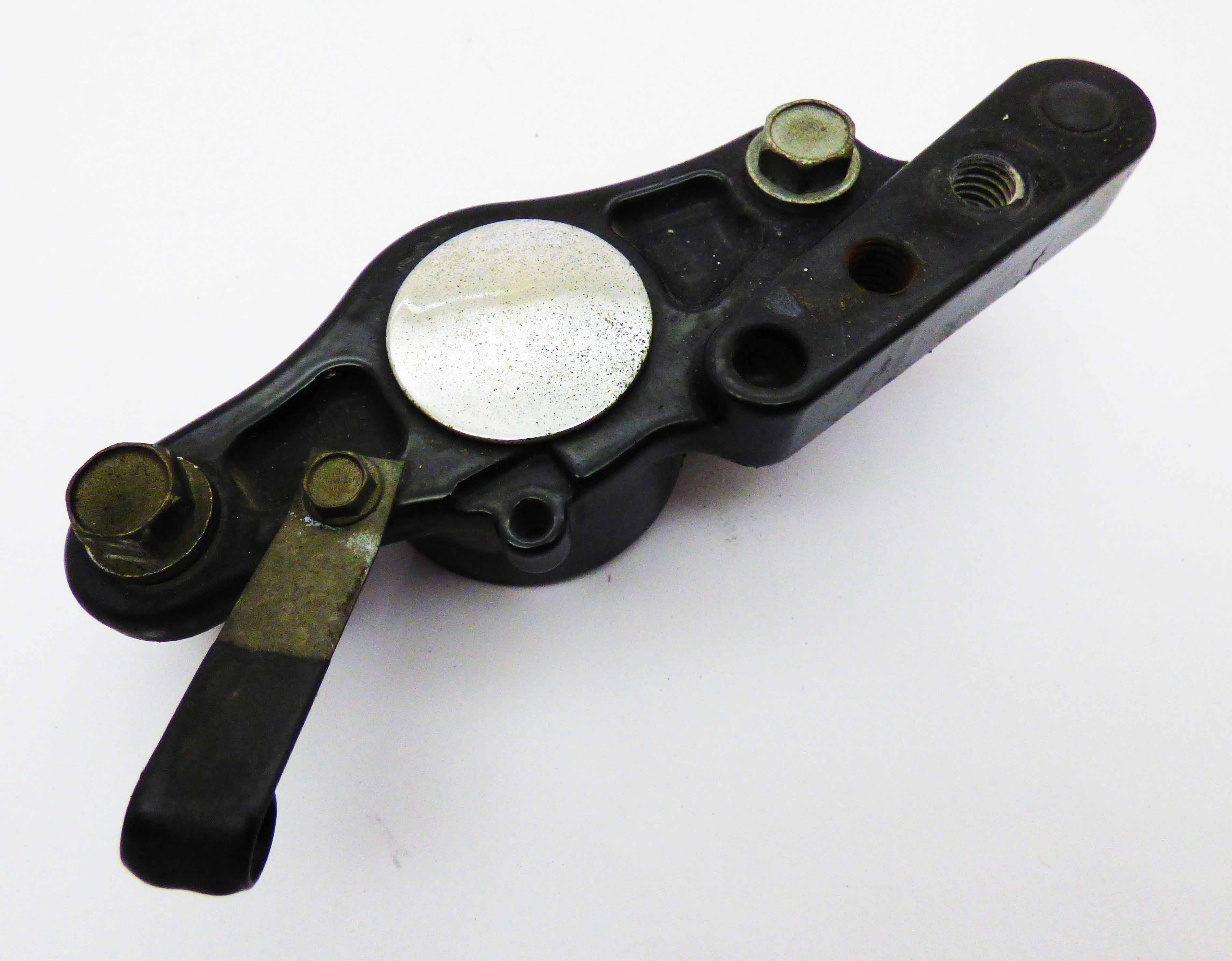 Fork Bracket Right