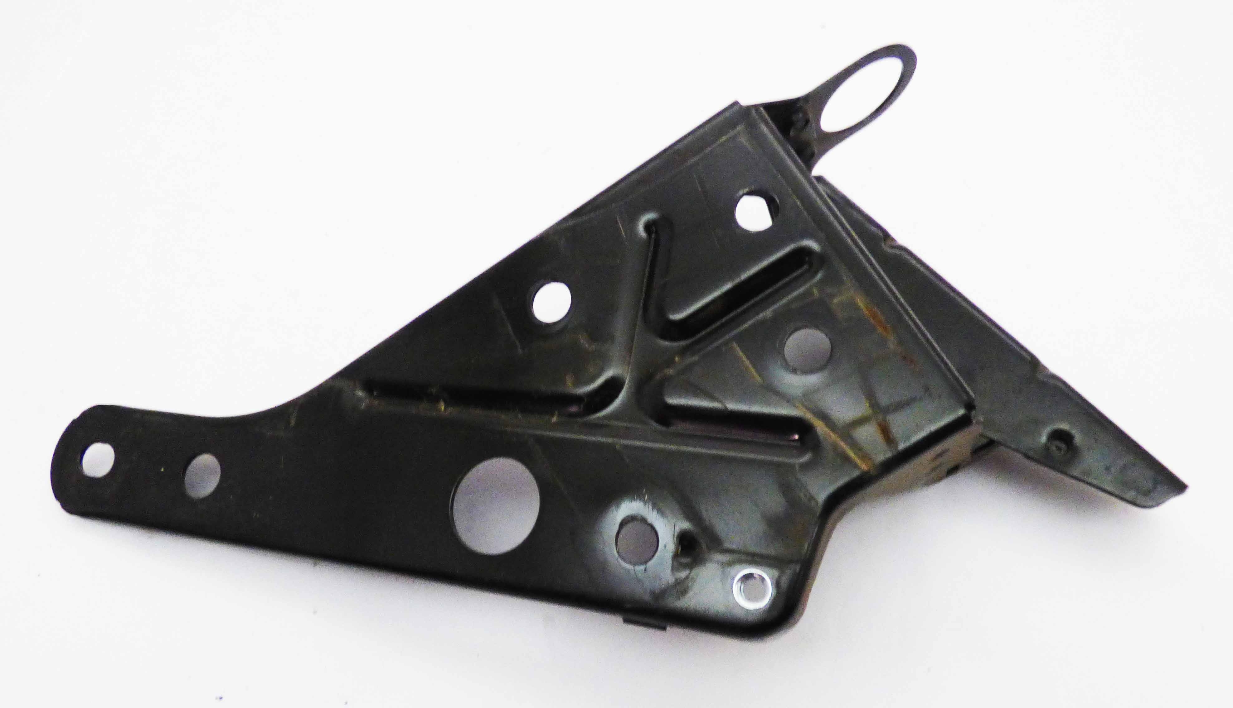 Fairing Bracket Left