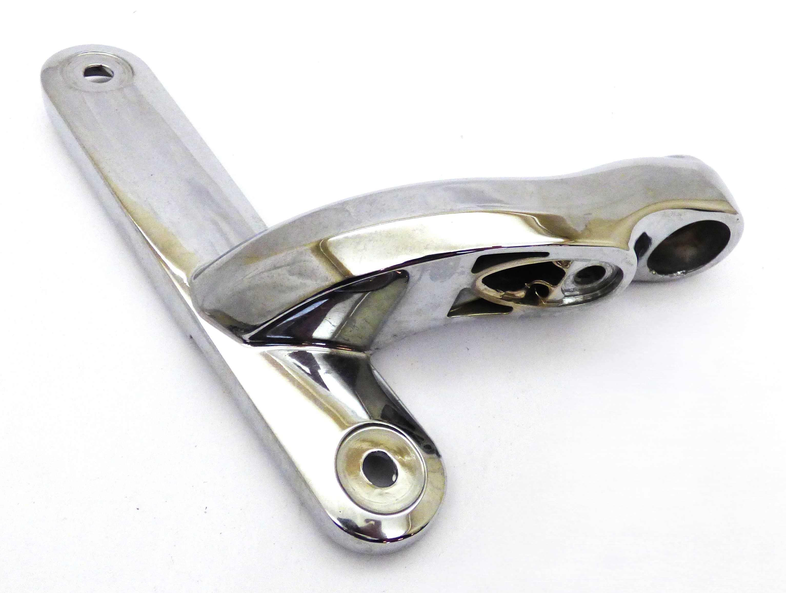 Passing Light Bracket RH
