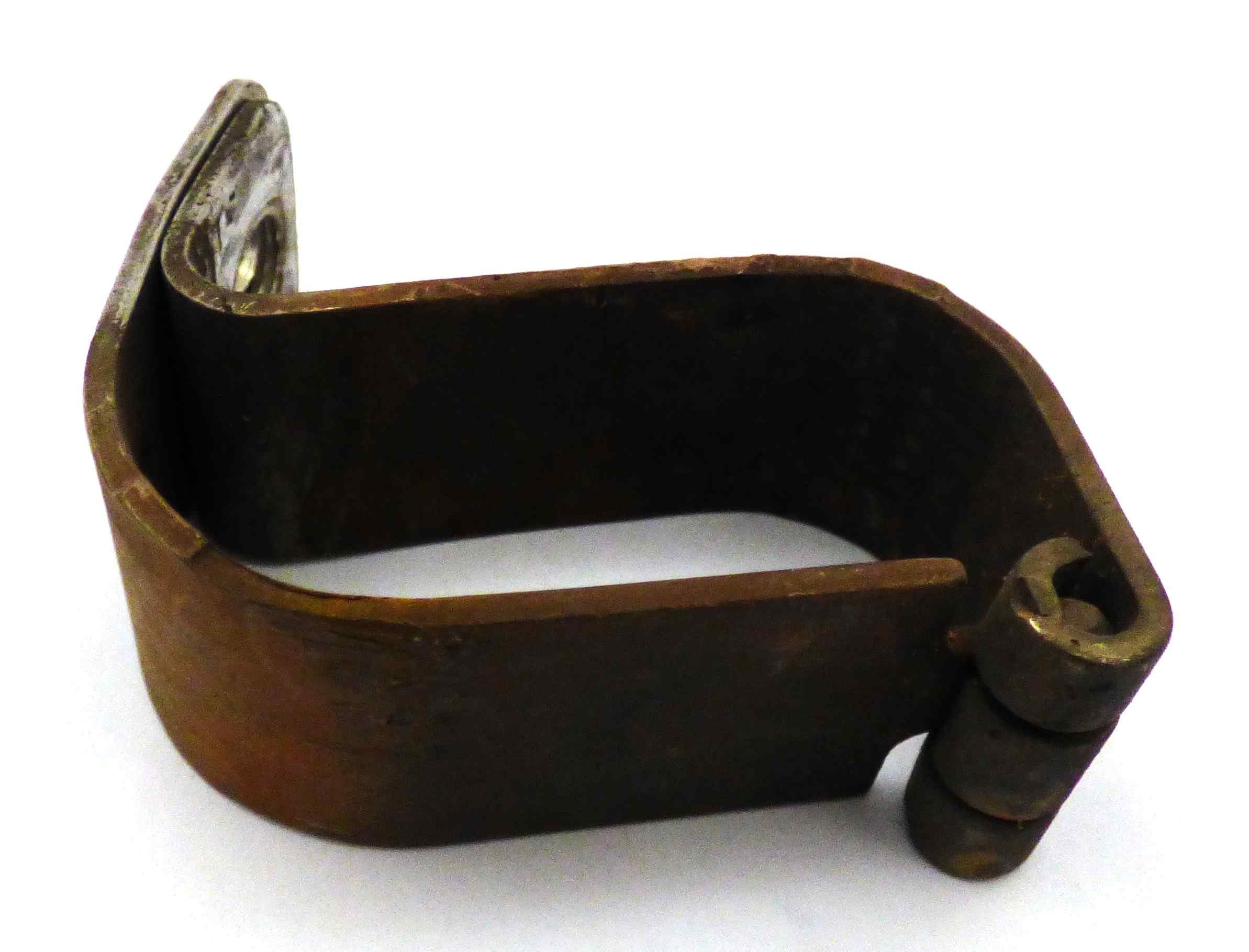 Exhaust Bracket
